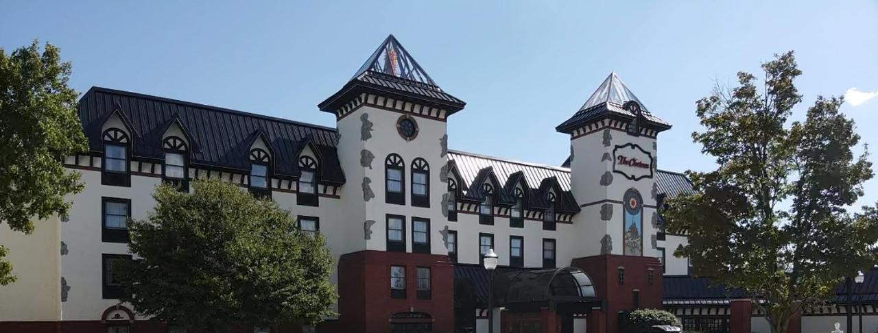 The Chateau Bloomington Hotel And Conference Center Экстерьер фото