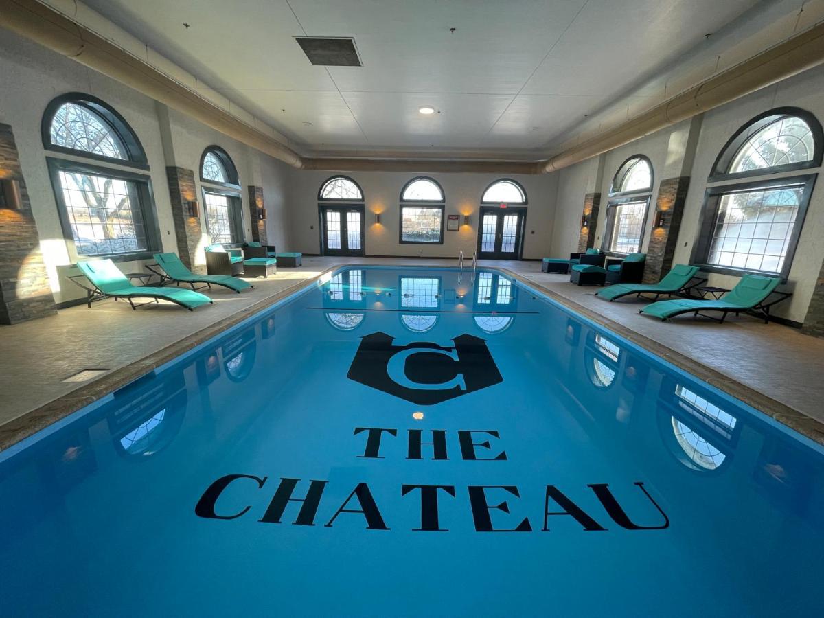 The Chateau Bloomington Hotel And Conference Center Экстерьер фото